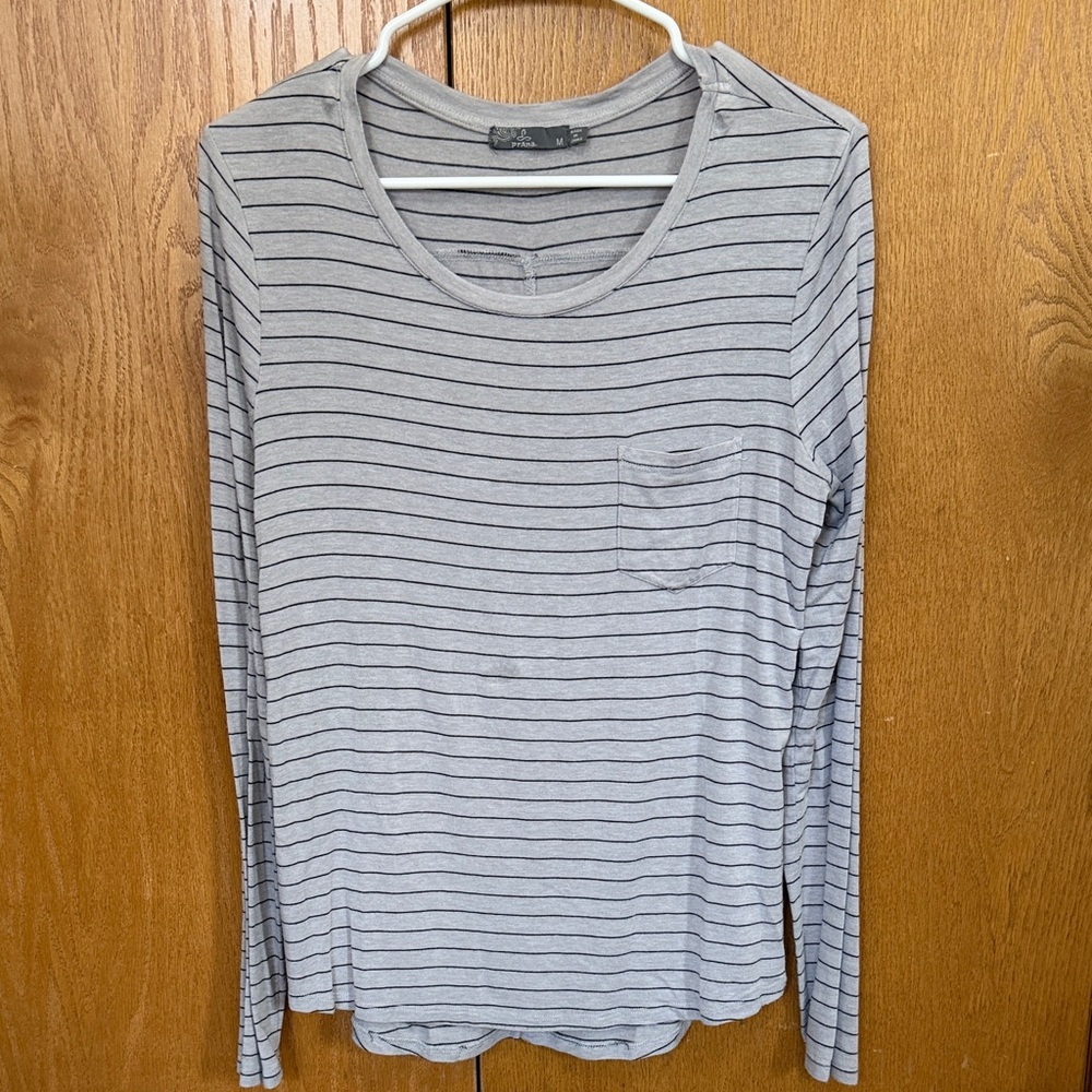 Prana Light Gray Long-Sleeve Scoop Neck Tee with Black Stripes